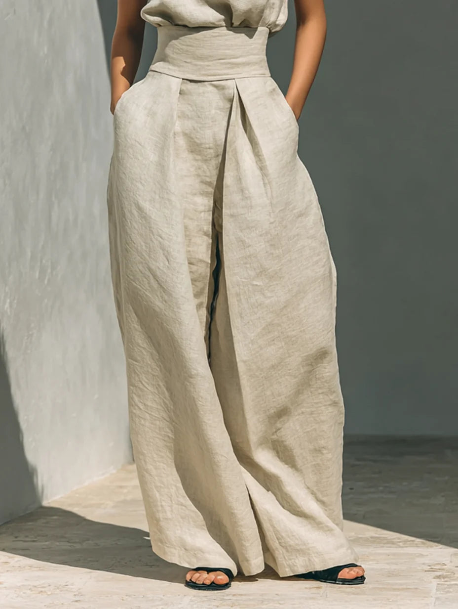 Salva  Conjunto compuesto por blusa sin mangas y pantalón de pierna ancha en mezcla de algodón y lino.