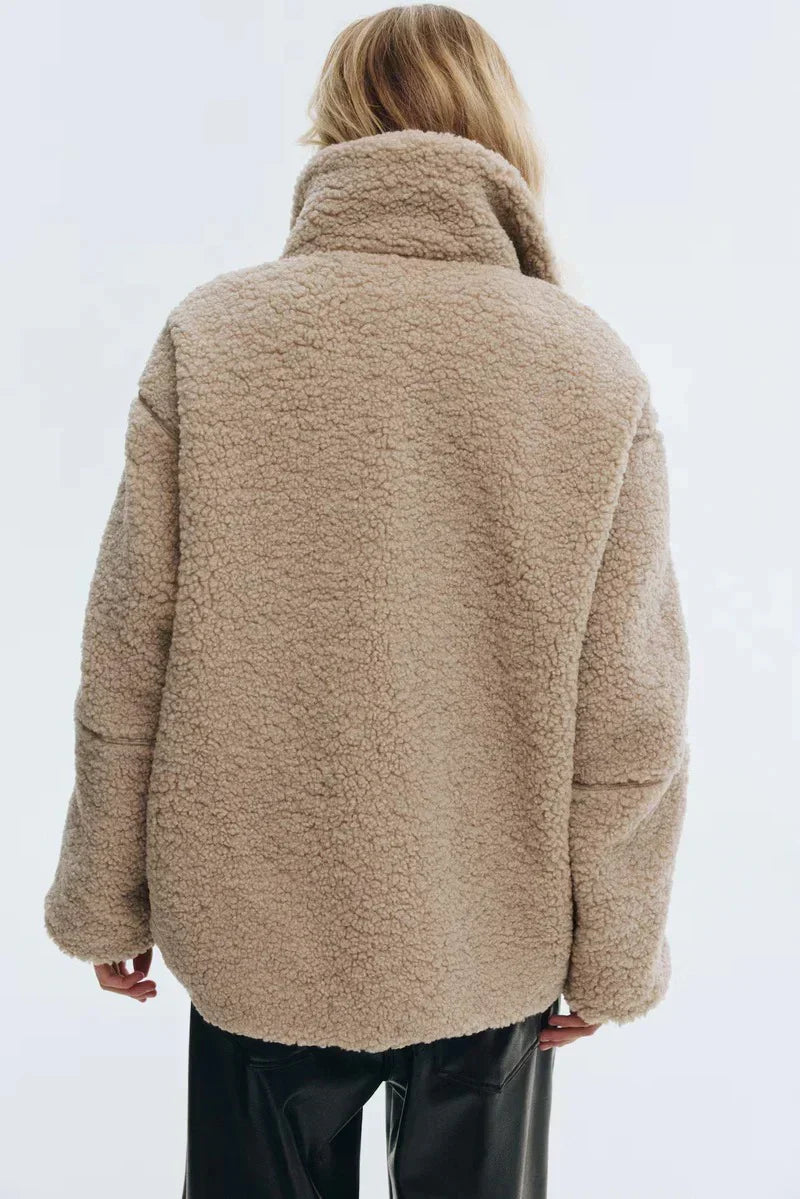 KAJA | Abrigo suave estilo peluche